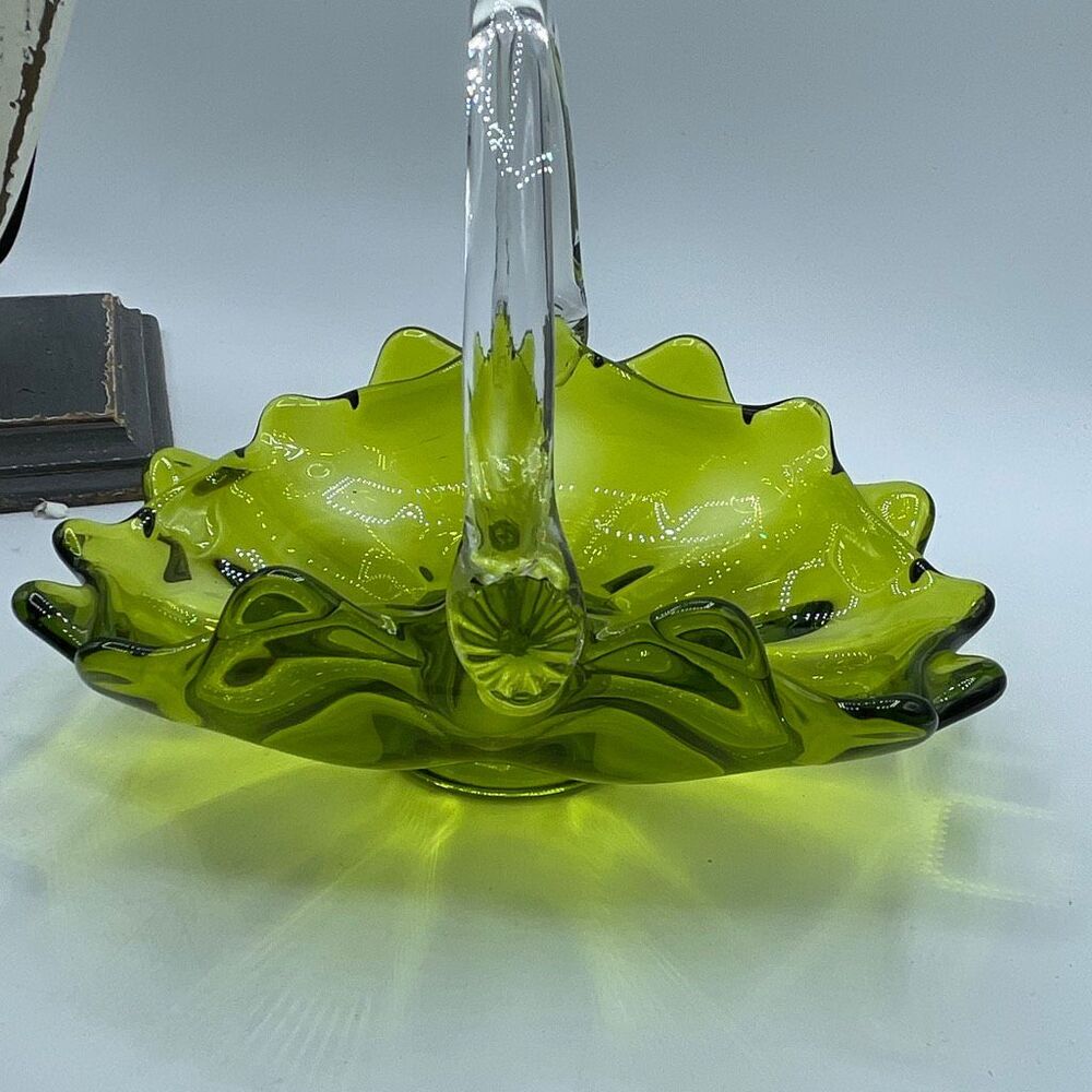 Vintage Viking “Epic” double crimped ruffed edge glass basket.